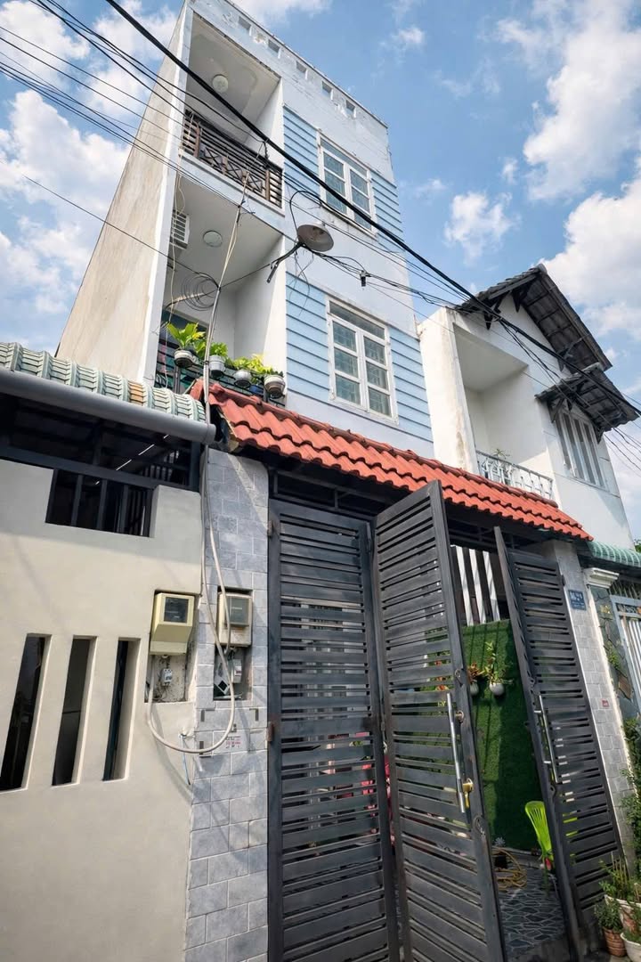 Nhà Linh Tây Thủ Đức 60m² 6.4 tỷ - Chính chủ bán