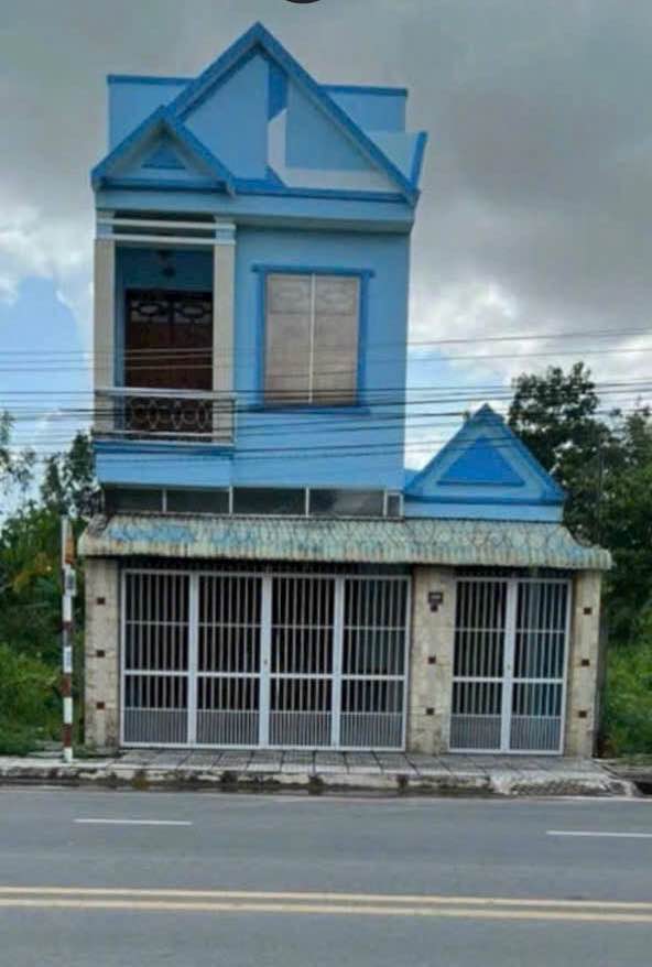 Nhà mặt tiền Mạc Đĩnh Chi Sóc Trăng 350m² - Ô tô vào nhà