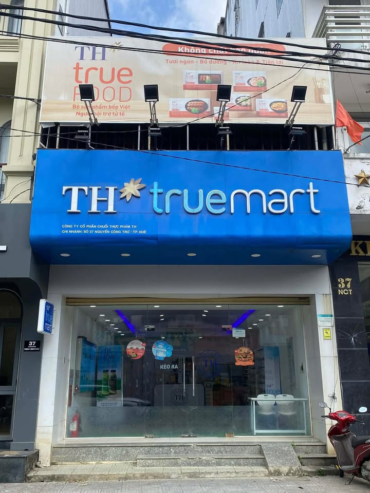 Nhà nguyên căn Nguyễn Công Trứ Huế 132m2 26tr - Sẵn sàng ở