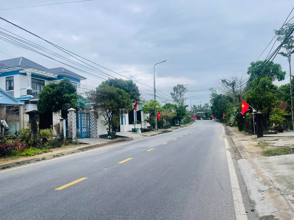 Nhà mặt tiền Tam Thái 162m² 1 tỷ - Mặt tiền kinh doanh