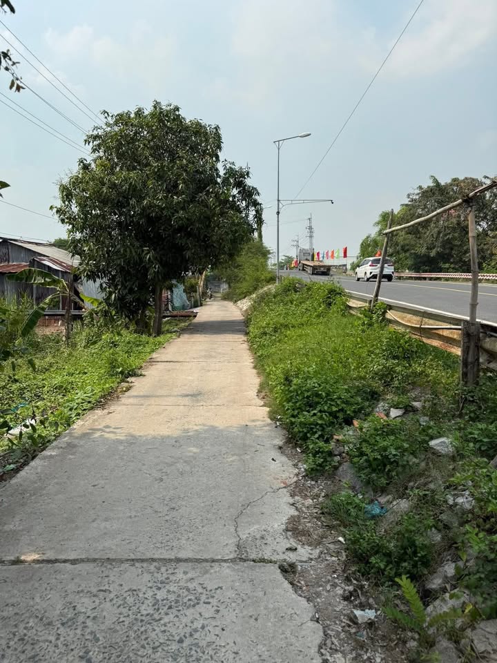 Đất Cần Thơ Cờ Đỏ 198m² 300 triệu - Đường ô tô