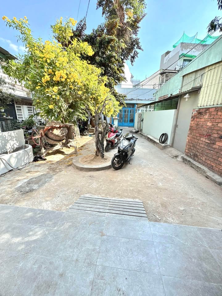 Nhà Phan Đăng Lưu Bình Thạnh 72m² 7.5 tỷ - Ô tô vào nhà