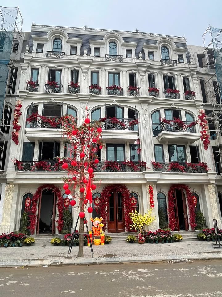 Townhouse Noble Palace Tay Thang Long 11 tỷ - Ô tô vào nhà