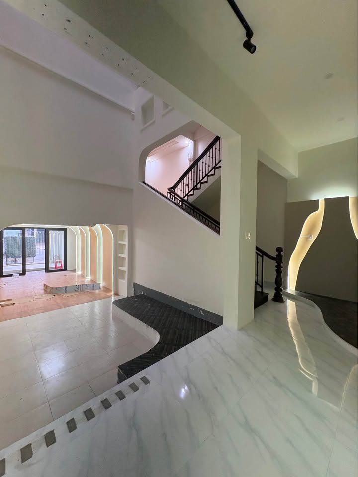 Nhà phố Núi Thành Hải Châu 106m² 22 tỷ - Kinh doanh đỉnh