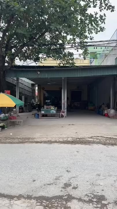 Nhà phố Quảng Yên 209m² - Mặt tiền kinh doanh