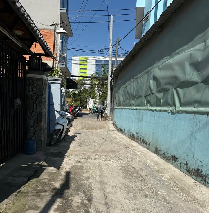 Đất nền Khu phố 1 Hóc Môn 162m² 5.5 tỷ - Sổ đỏ chính chủ