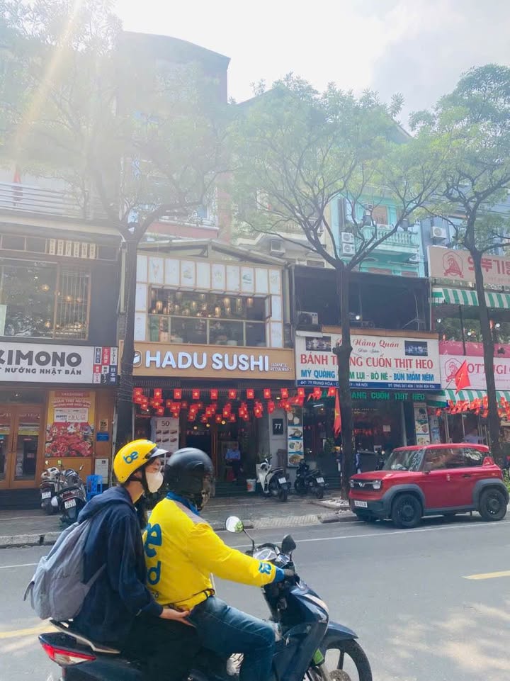 Mặt bằng Vũ Phạm Hàm 140m² 77 triệu - Mặt tiền kinh doanh