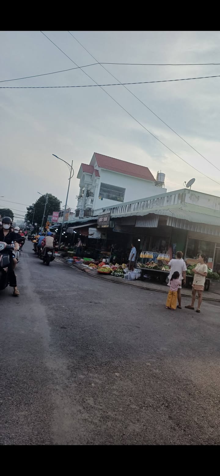 Nhà phố D9 Thuận Giao 320m² 11.5 tỷ - Mặt tiền kinh doanh