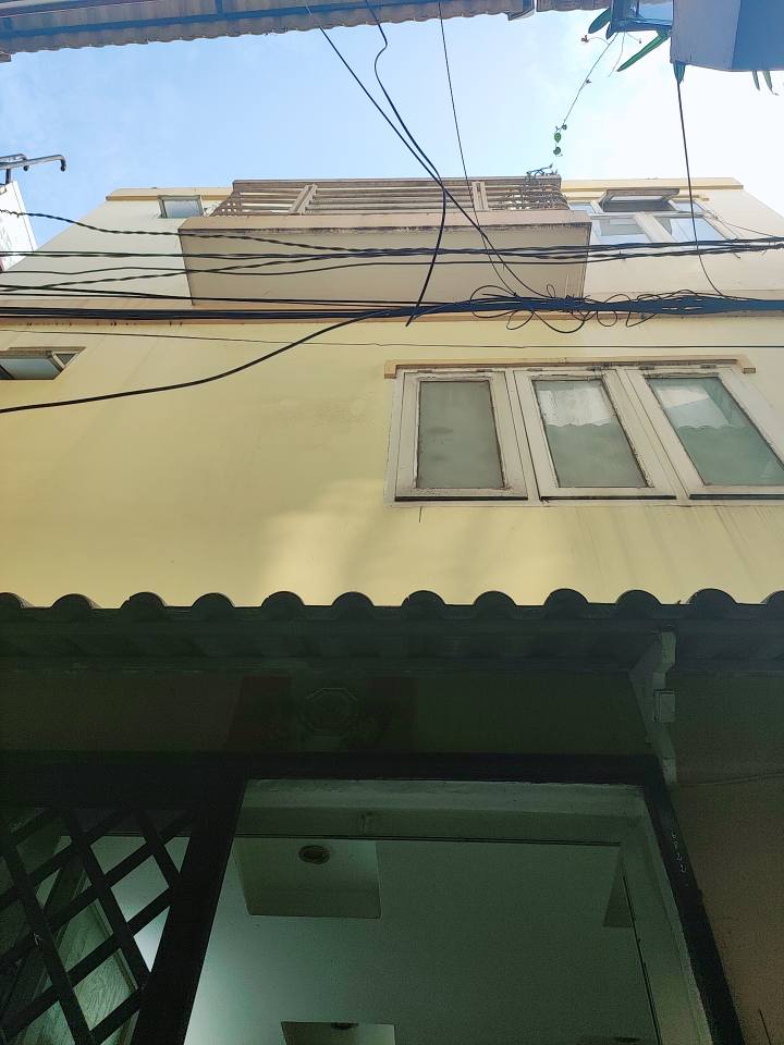 Nhà nguyên căn Tôn Đản Q4 27m² 9 triệu - Sẵn sàng ở ngay