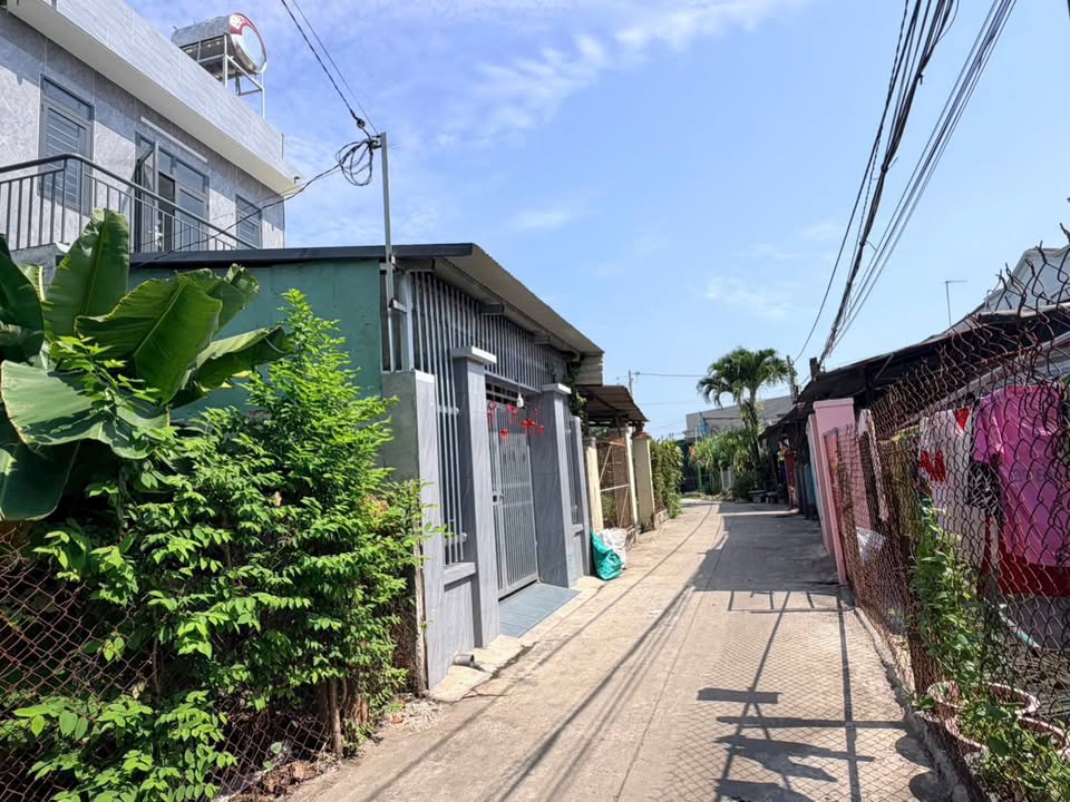 Nhà KP Thanh Bình Gò Dầu 75m2 5xx triệu Ô tô vào tận nhà