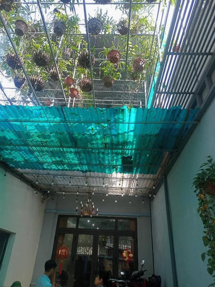 Nhà riêng Hoàng Mai 160m² giá 5.8 tỷ - Ô tô vào tận nhà