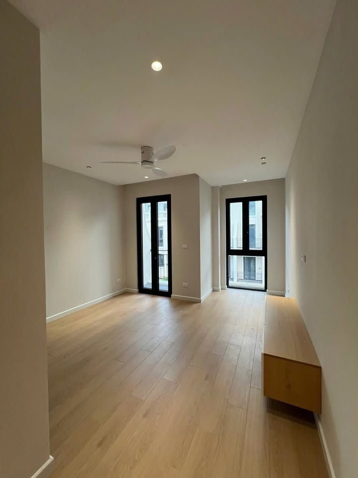 Nhà nguyên căn Vinhomes Ocean Park 54m² 15tr Sẵn sàng ở ngay