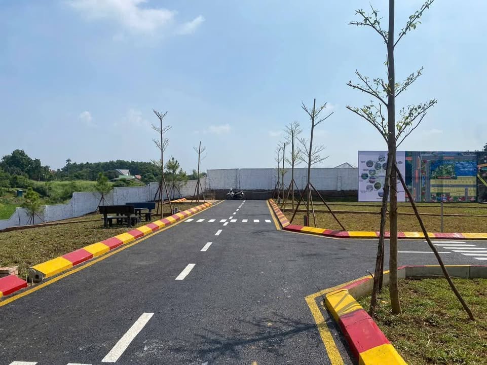 Đất Sơn Lộc Sơn Tây 100m² giá thỏa thuận - Sổ đỏ