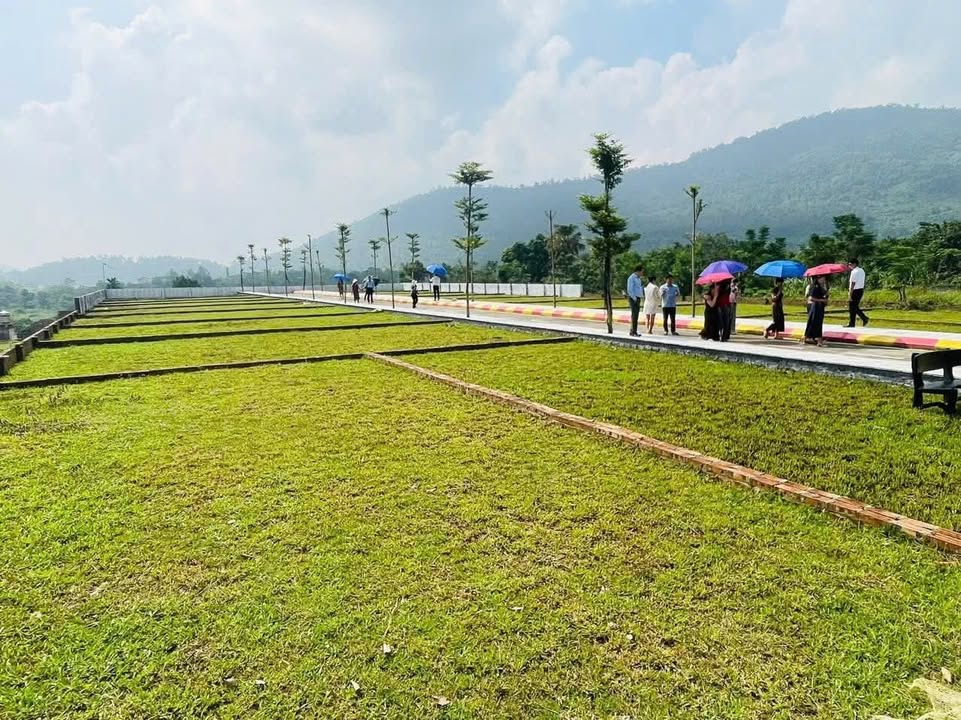 Đất nền Hòa Lạc 100m² hơn 2 tỷ - Sổ đỏ chính chủ