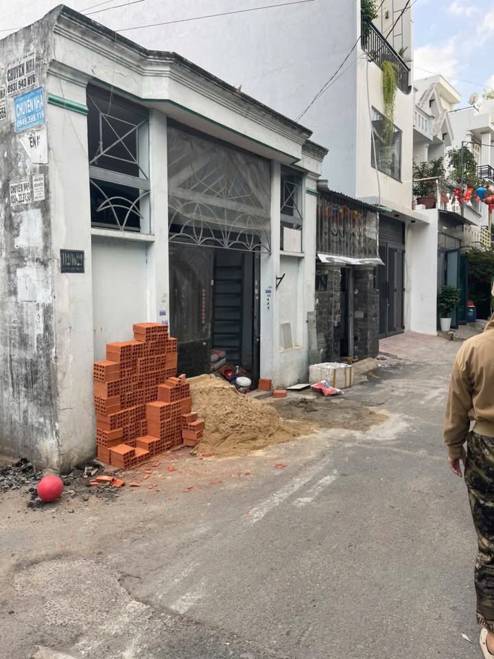 Nha rieng Hiep Thanh Q12 50m2 5.5tr - O to vao tan nha