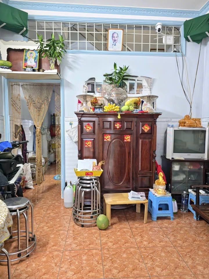 Nhà Quận 4 Nguyễn Khoái 60m² giá 7.2 tỷ - Ô tô vào tận nhà