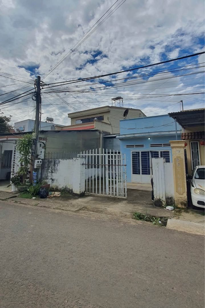 Nhà Nguyễn Thị Minh Khai Đức Trọng 4.25 tỷ - Mặt tiền KD