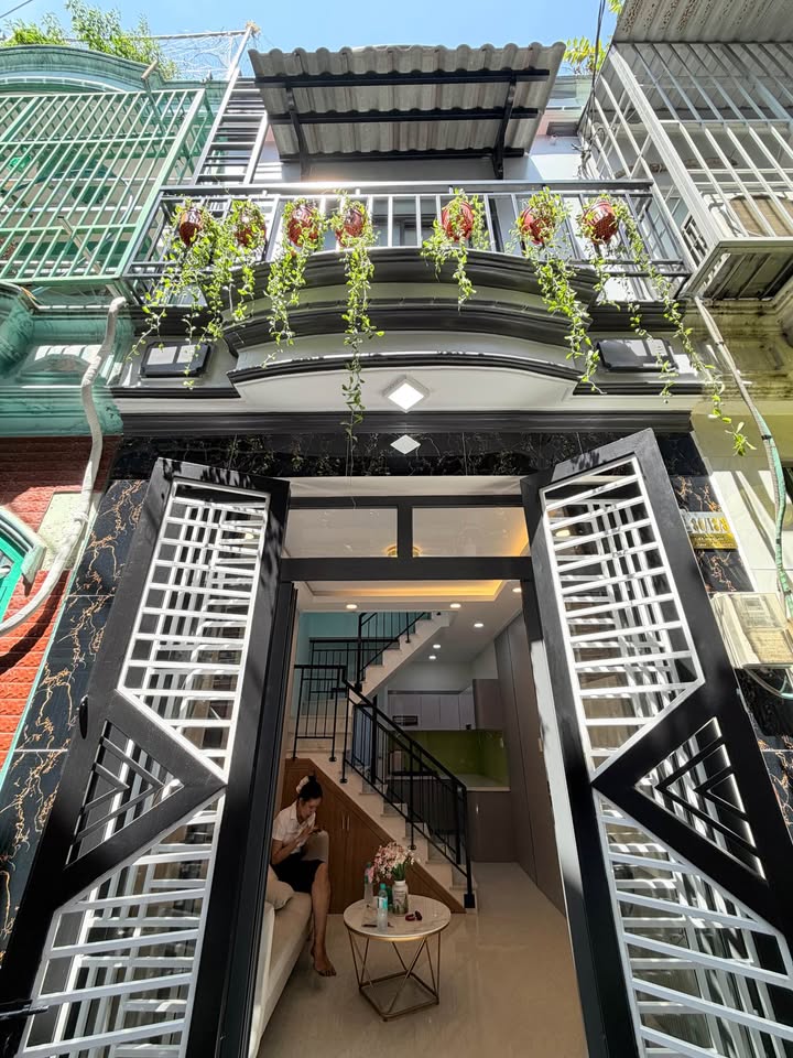 SmallHouse Huỳnh Văn Nghệ Tân Bình 23m² 3.6 tỷ - Giá tốt hiếm có