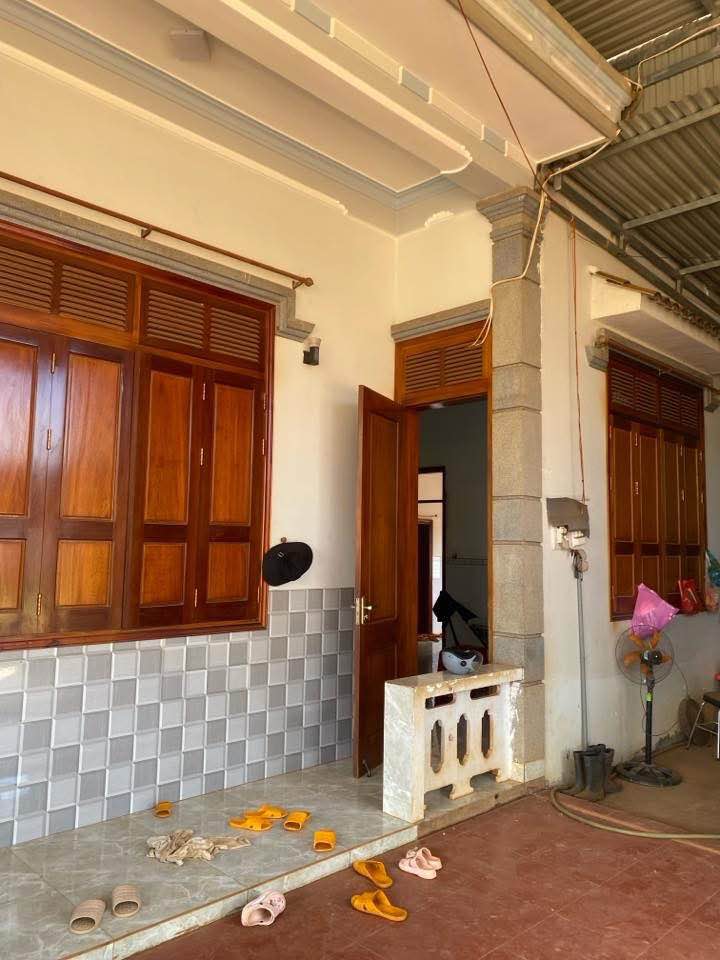 Nhà riêng Đắk Mol 1.035m² giá 2.6 tỷ - Full gỗ xịn