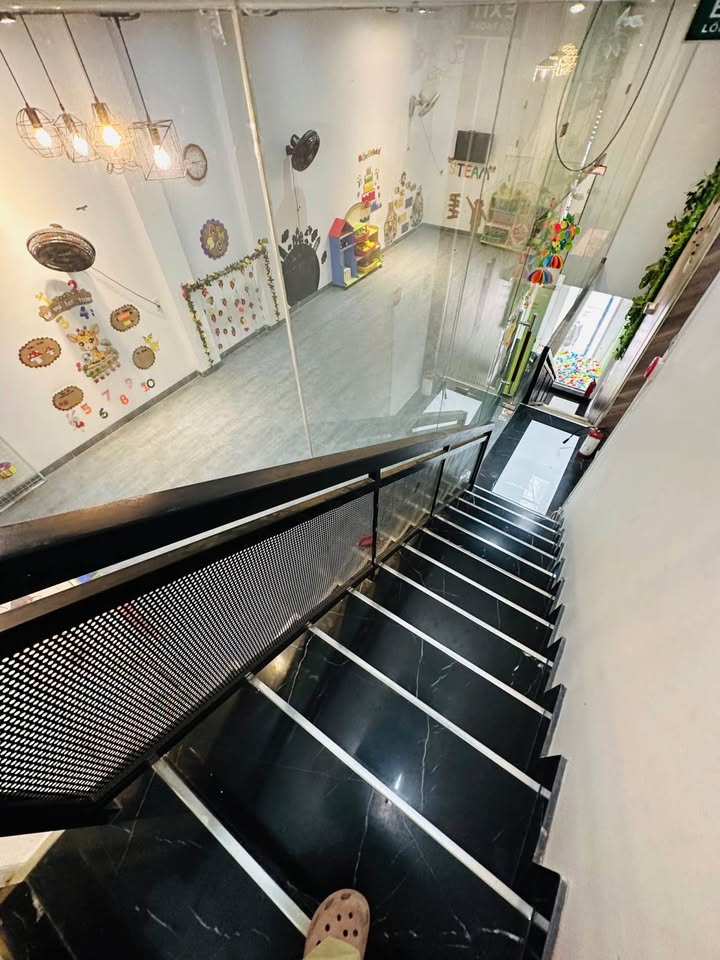 Nhà phố Vĩnh Hòa Nha Trang 80m² 70 triệu - Mặt tiền kinh doanh