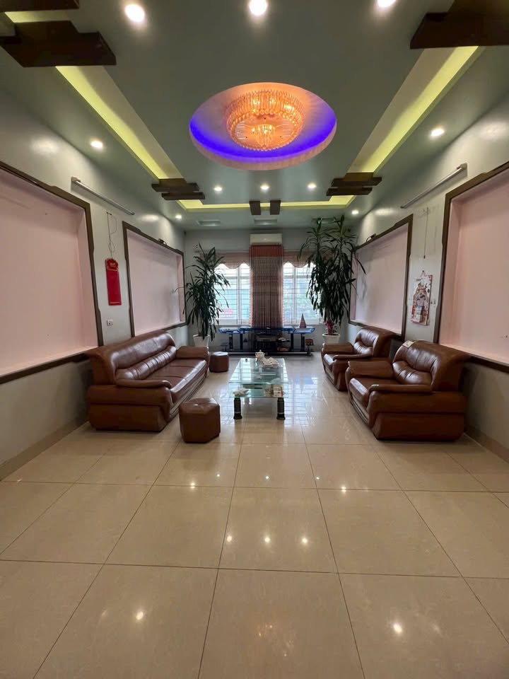 Nhà riêng Khai Quang Vĩnh Yên 8 triệu/tháng - Full nội thất