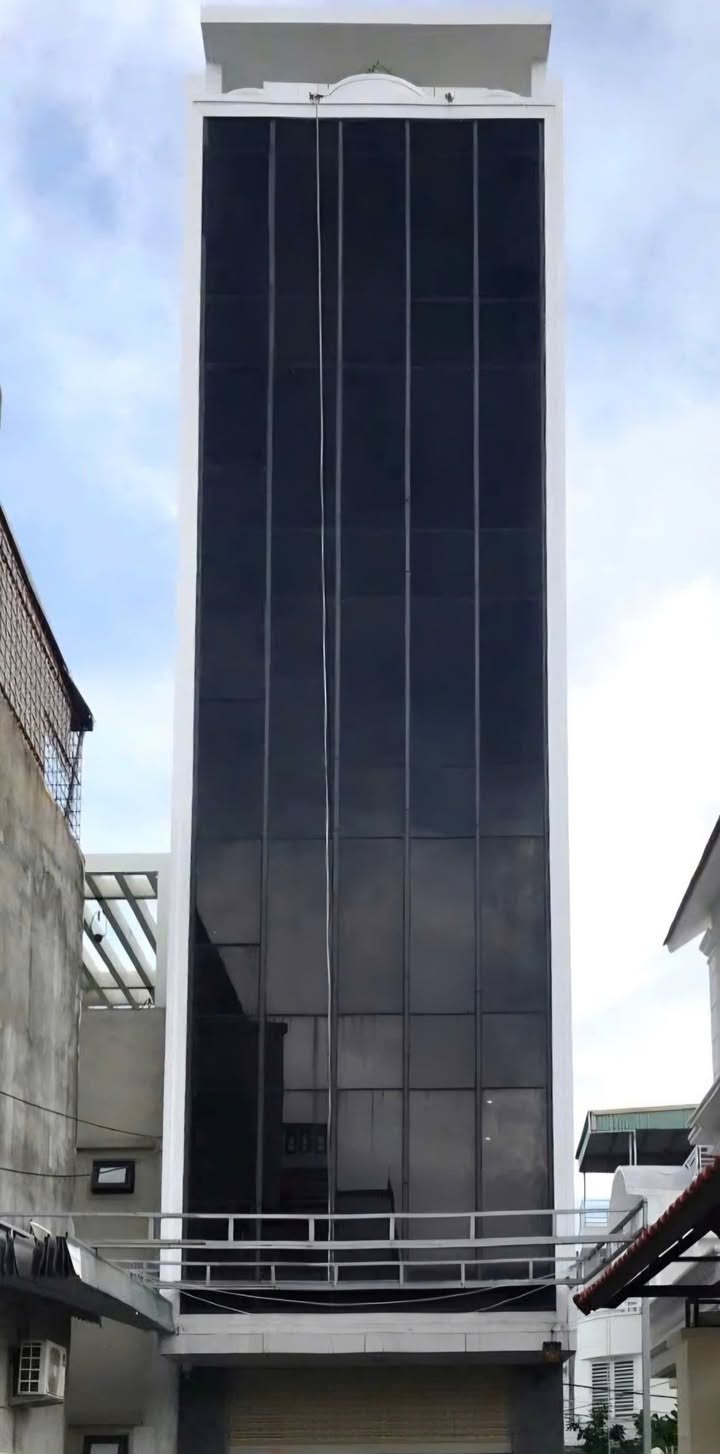 Nhà 7 tầng Tuyến 2 Đằng Lâm 50m² 7.7 tỷ - Ô tô vào nhà