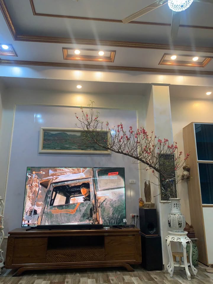 Nhà riêng Thụy Hà Bắc Hồng 60m² - Chính chủ bán, ô tô đỗ cửa