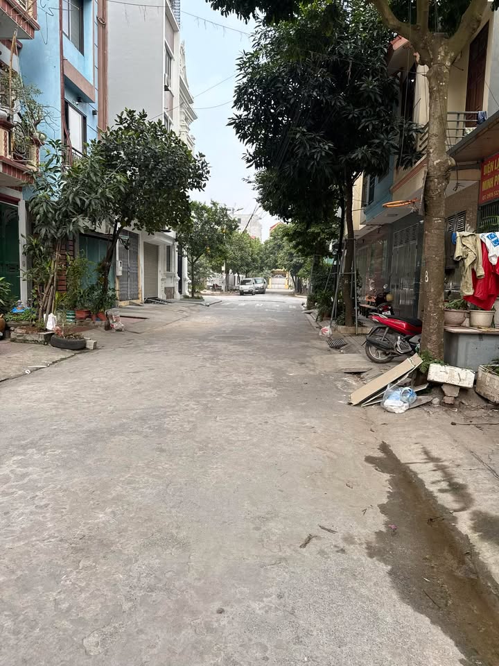 Nhà 4 tầng Ngọc Hồi 100m² giá 9 triệu - Ô tô vào tận nhà