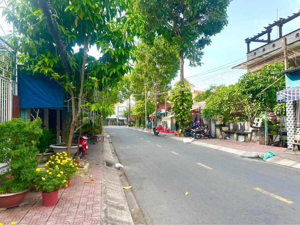 Nhà Nguyễn Thái Học Tân An 49m² 2.2 tỷ - Chính chủ bán