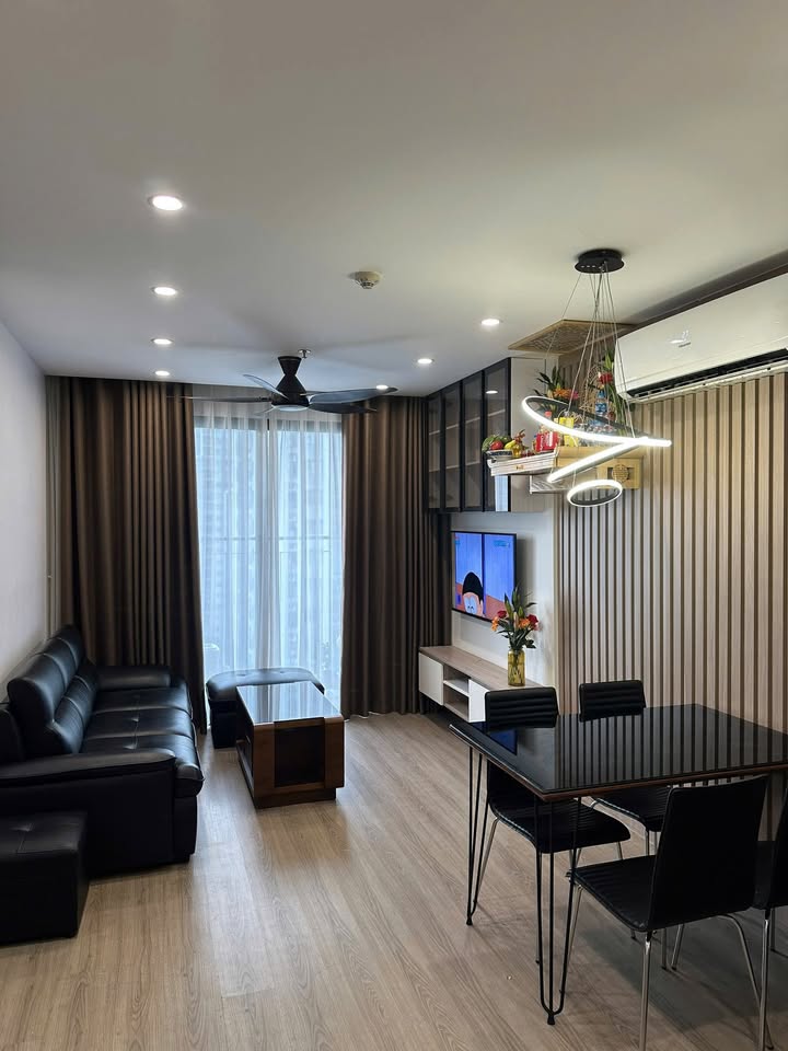 Căn hộ Vinhomes Smart City Tây Mỗ 2PN 9.5 triệu - Bàn giao ngay