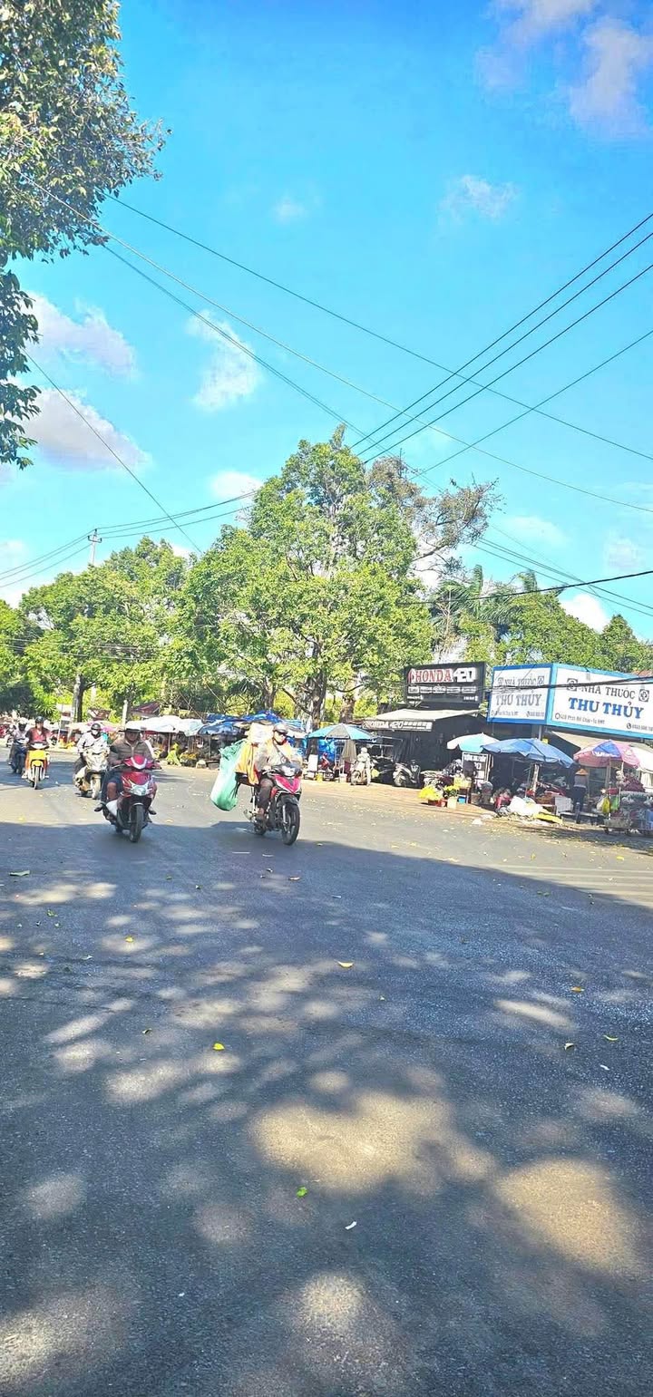 Nhà phố Phan Bội Châu BMT 12,9 tỷ - Mặt tiền kinh doanh