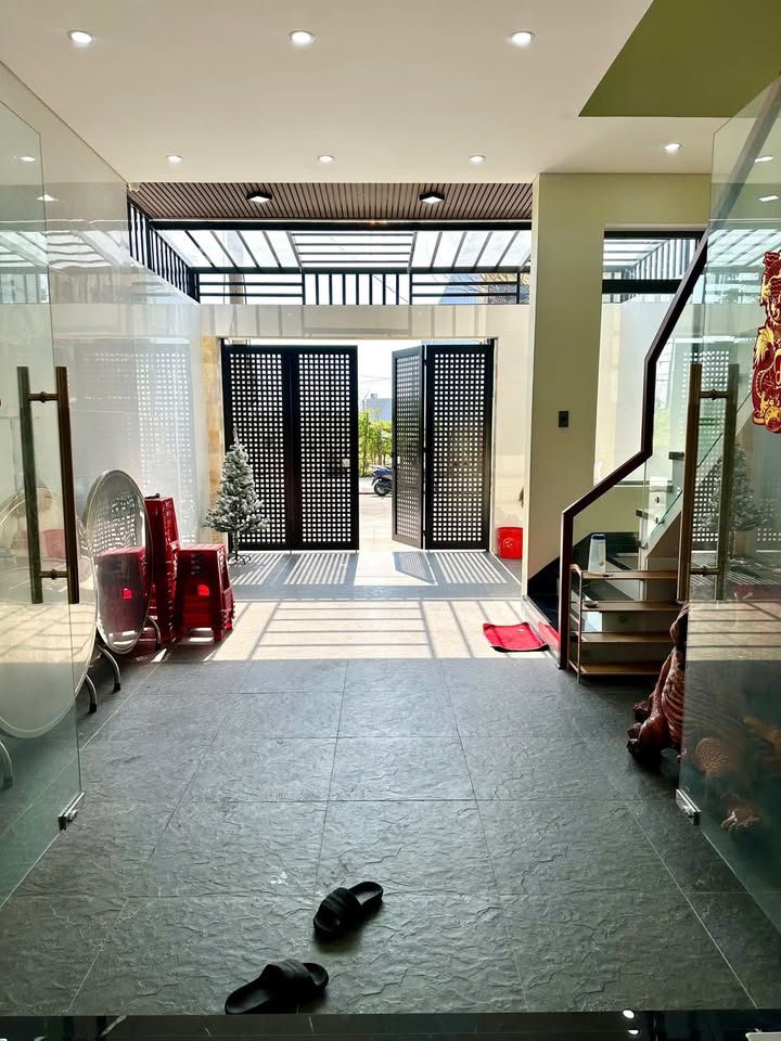 Nhà nguyên căn Đồng Nò Hòa Quý 75m² 7.5 triệu - Ô tô vào tận nhà