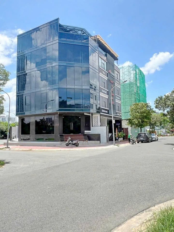 Nhà 3 mặt tiền Nguyễn Hữu Thọ 110m2 35 tỷ - Chính chủ bán