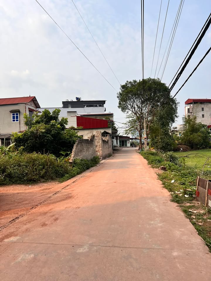 Đất nền Nội Hoàng Yên Dũng 147m² 4 tỷ - Sổ đỏ chính chủ