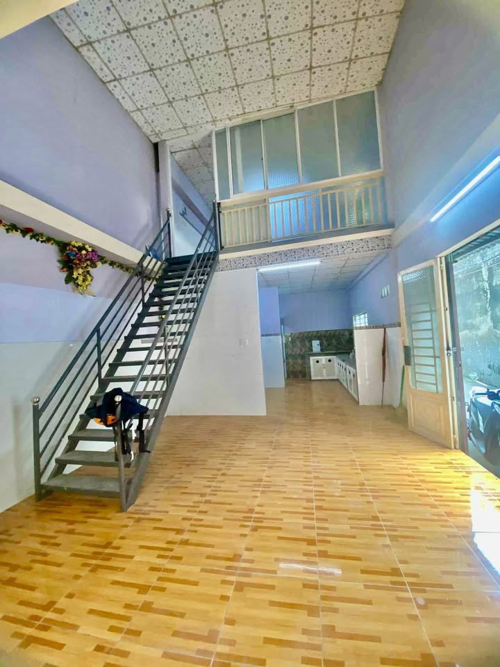 Nhà riêng Bến Tre Tết Mậu Thân 50m2 3.5 triệu - Ô tô vào tận nhà