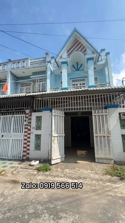 Nhà Tô Ký Hóc Môn 115m² giá 5.3 tỷ - Chính chủ bán gấp
