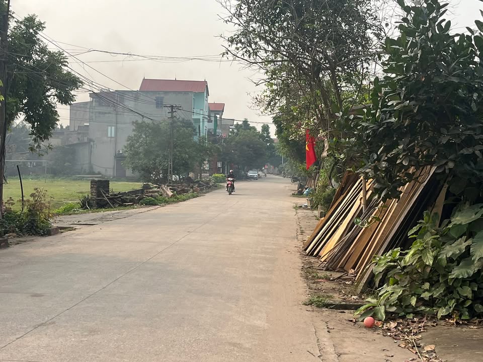 Đất nền Cao Xá Tân Yên 100m² 8xx triệu - Sổ đỏ chính chủ