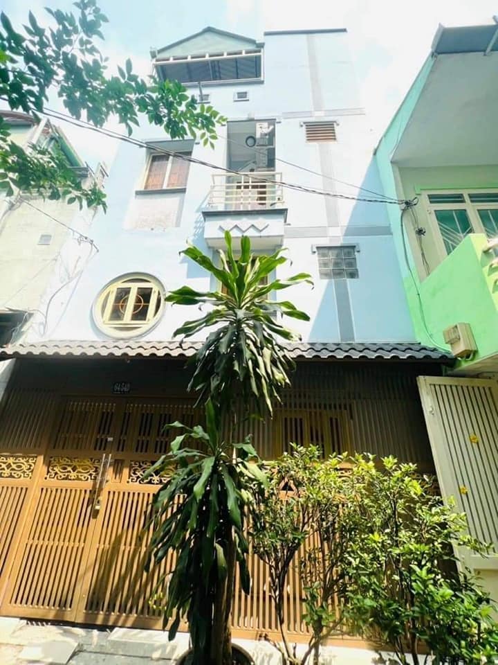 Nhà Hòa Bình Tân Bình 20m² 3.1 tỷ - Ô tô vào tận nhà