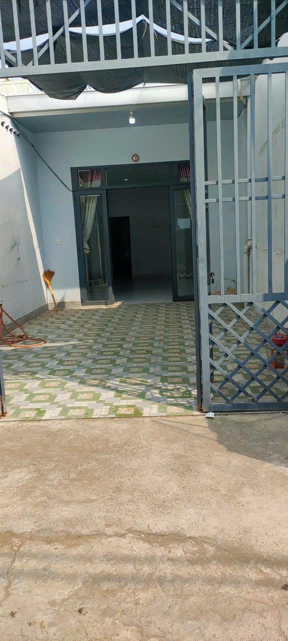 Nhà thuê Lê Văn Chí Thủ Đức 110m2 8tr - Sẵn sàng ở ngay