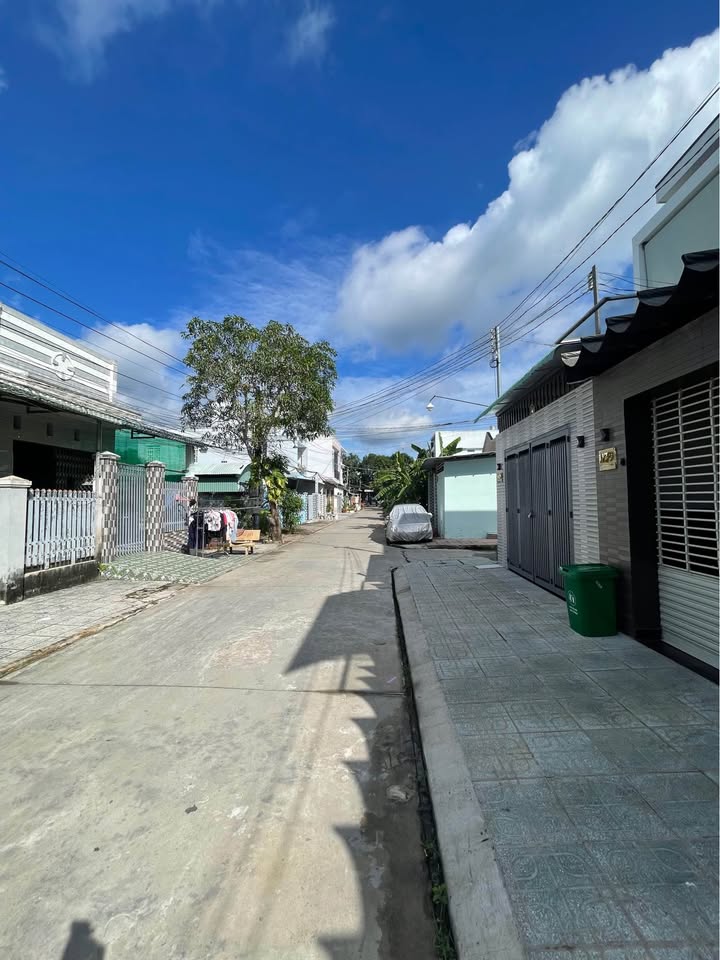 Nhà riêng Trung An Mỹ Tho 72m² giá 2.58 tỷ - Ô tô vào nhà