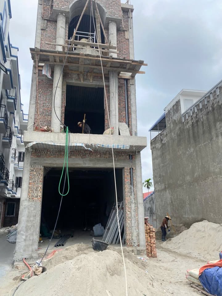 Nhà Ngõ Đào Yêu 96m² giá 3.XX tỷ - Ô tô vào tận nhà