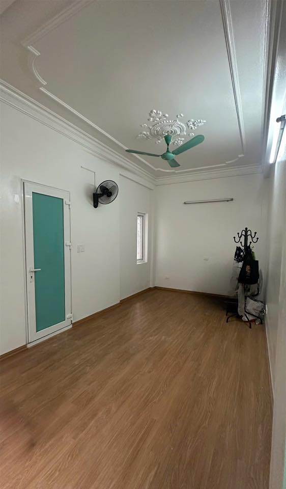 Nhà nguyên căn Tứ Liên Tây Hồ 72m² giá 15 triệu - Sẵn sàng ở ngay