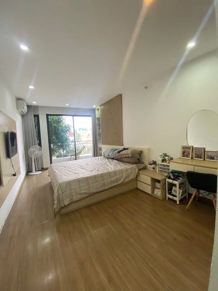 Nhà Ngọc Lâm Long Biên 30m² thỏa thuận - Chính chủ bán