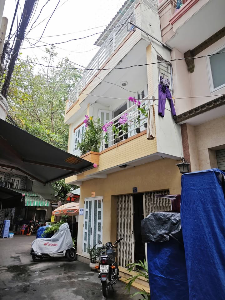 Nhà riêng Hồ Thị Kỷ Q10 23m² 5 tỷ - Chính chủ bán