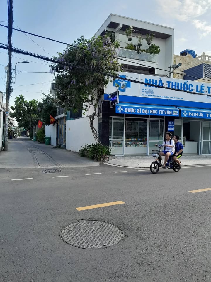 Nhà góc 2 mặt tiền Trung Mỹ Tân Xuân – 235m² giá 15 tỷ, sẵn cho thuê kiot