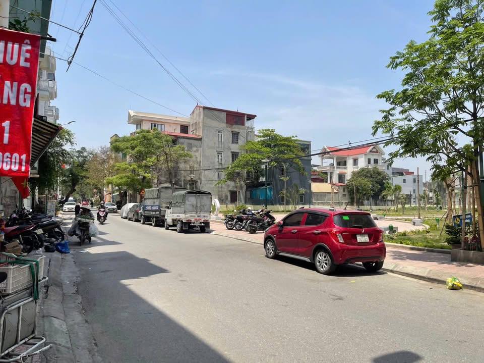 Nhà 2.5 tầng Hạ Lý Hồng Bàng 40m² 4 tỷ - Ô tô vào tận nhà