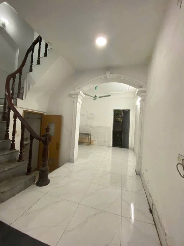 Nhà Dương Văn Bé 180m² 13 triệu - Ô tô vào tận nhà