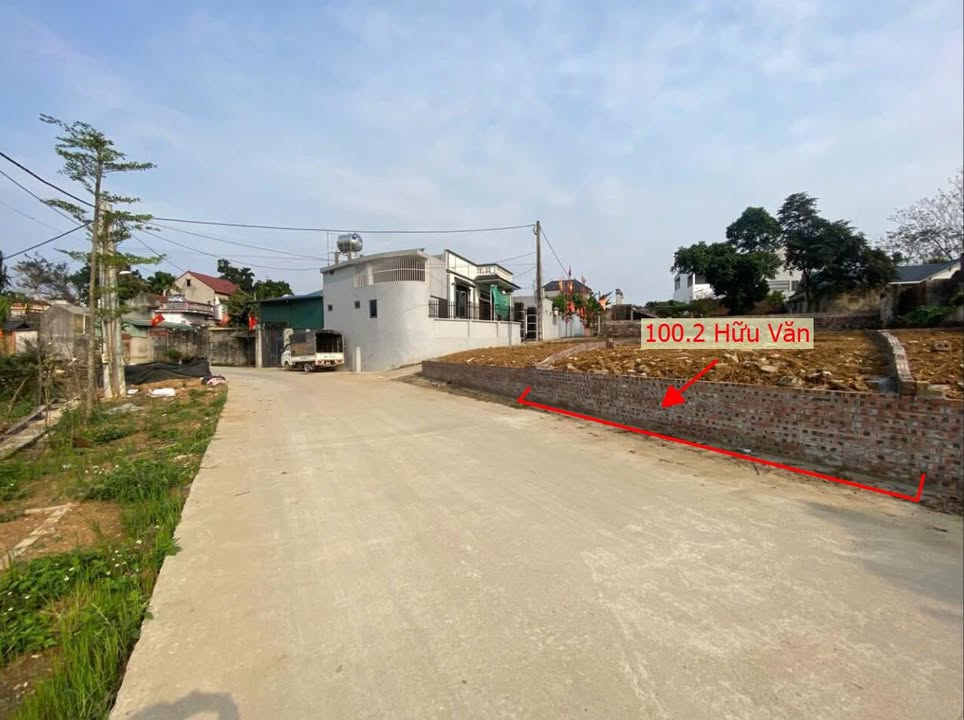 Đất nền Hữu Văn 100m² giá 2,5 tỷ - Sổ đỏ ô tô