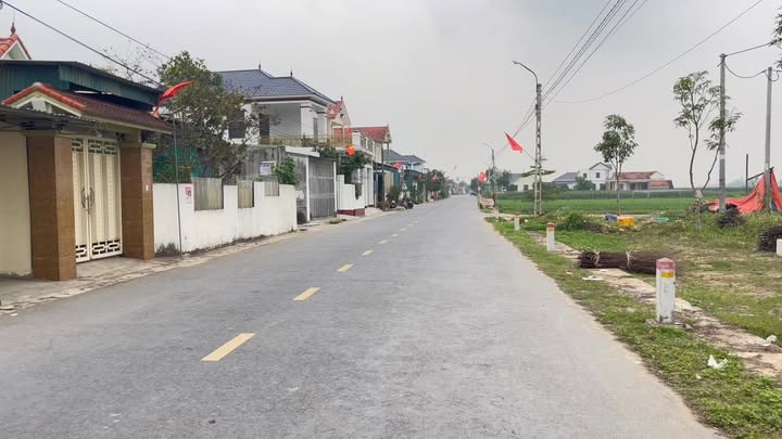 Đất đấu giá Diễn Đoài Diễn Châu 200m² 3 tỷ - Sổ đỏ