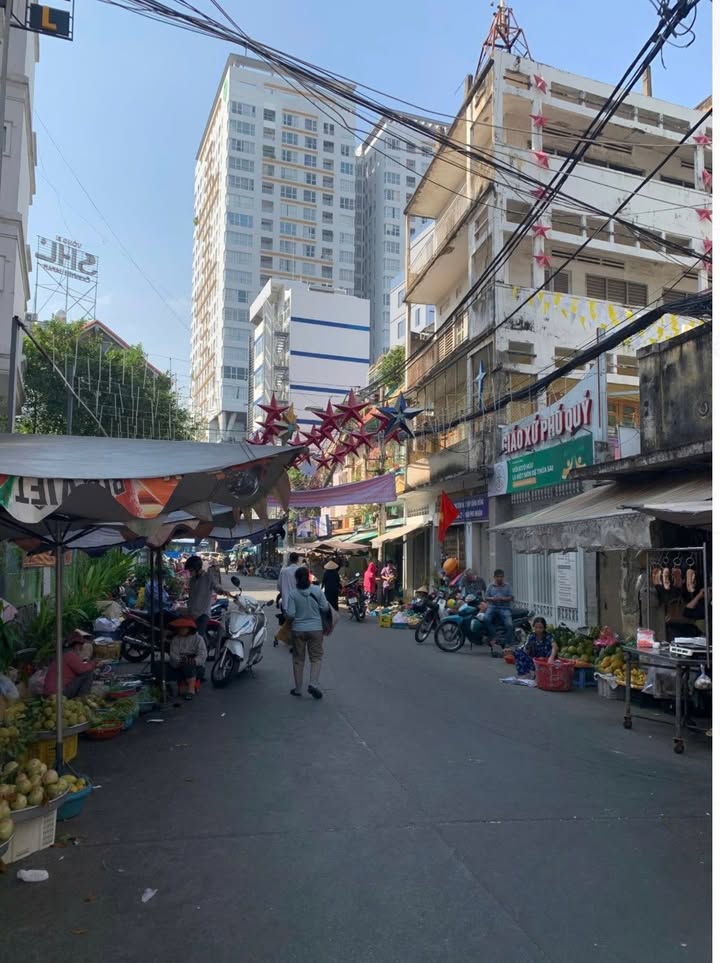 Nhà Phú Nhuận Huỳnh Văn Bánh 62m² 6 tỷ - Chính chủ bán